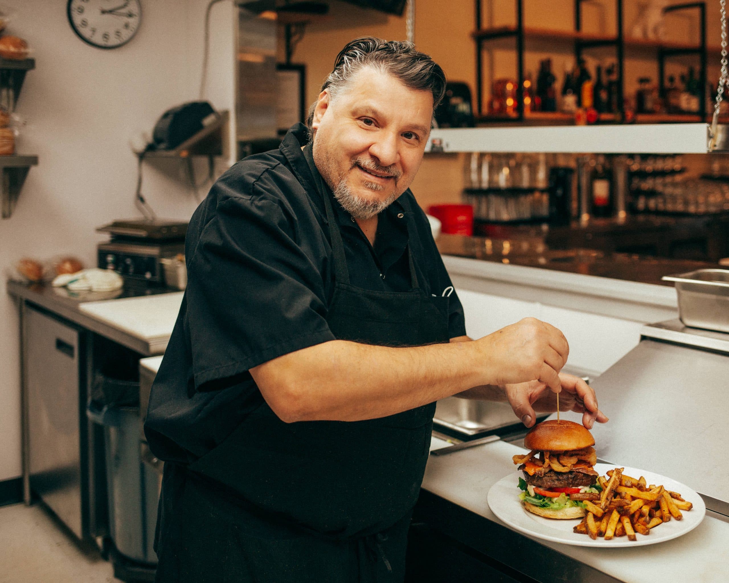 Johnny's Eatery dinner service